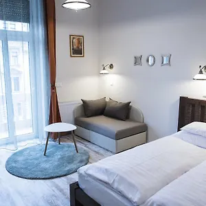 In Iii. Apartamento Budapest