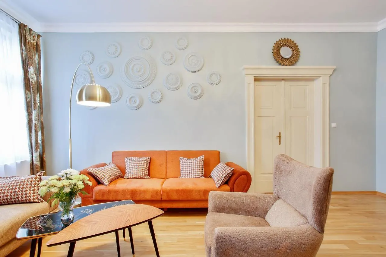 Newly Opened, Designer Opera Apartment Praga República Checa