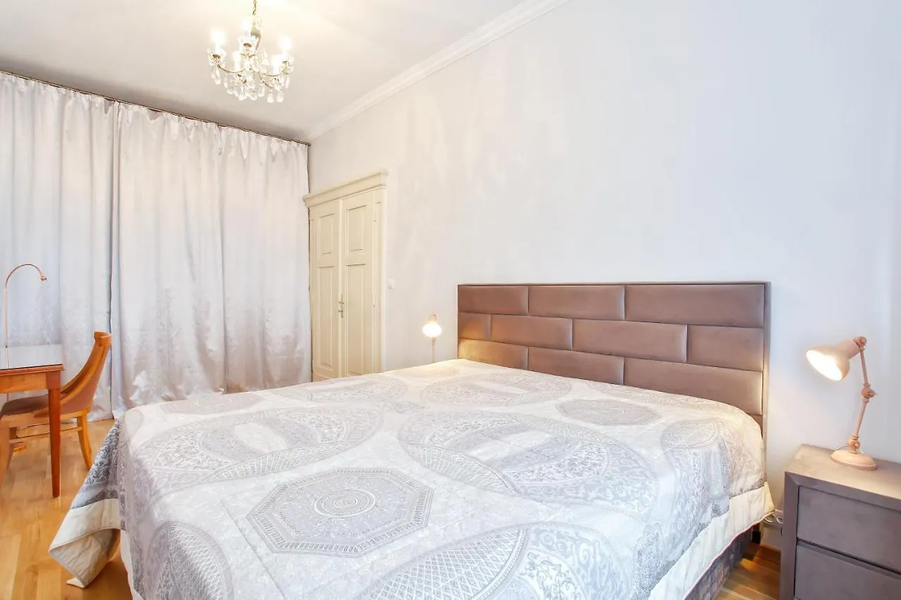 Newly Opened, Designer Opera Apartment Praga
